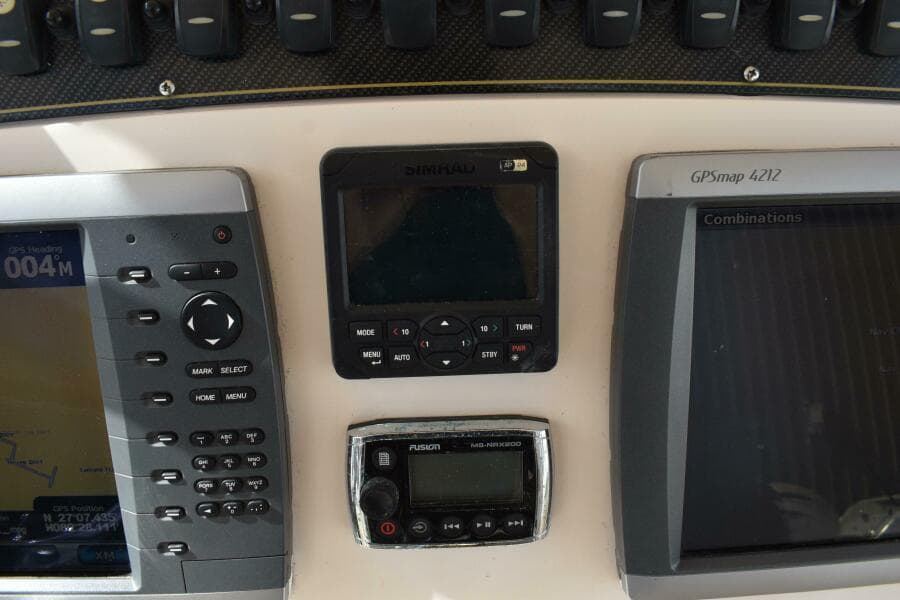 2012 Grady-White Canyon 271