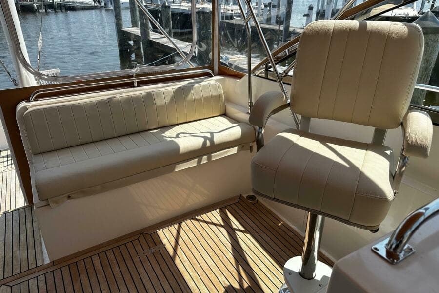 1995 Grand Banks 38 Eastbay EX