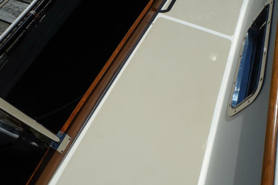 1995 Grand Banks 38 Eastbay EX