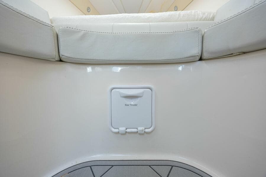 2010 Concept 4400 Sport Yacht