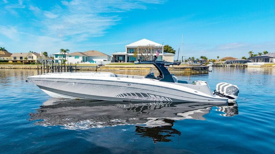 2010 Concept 4400 Sport Yacht