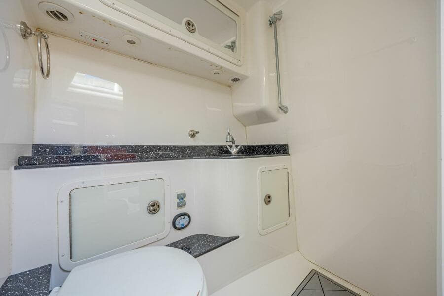 2010 Concept 4400 Sport Yacht