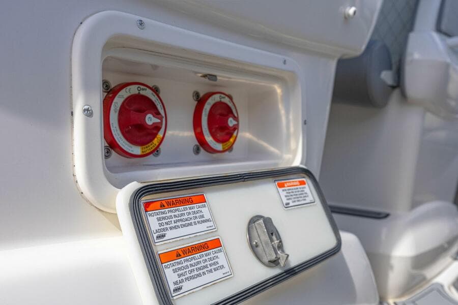 2010 Concept 4400 Sport Yacht