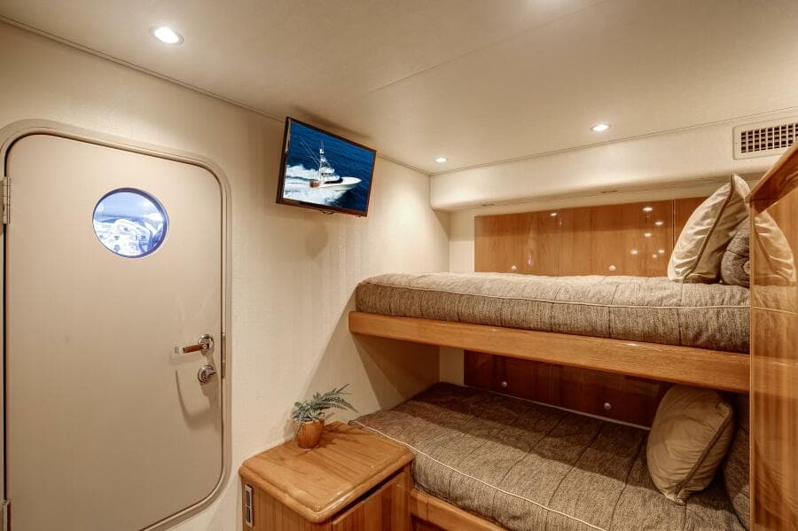 Viking 70 Convertible - Stateroom, Over/Under Berths
