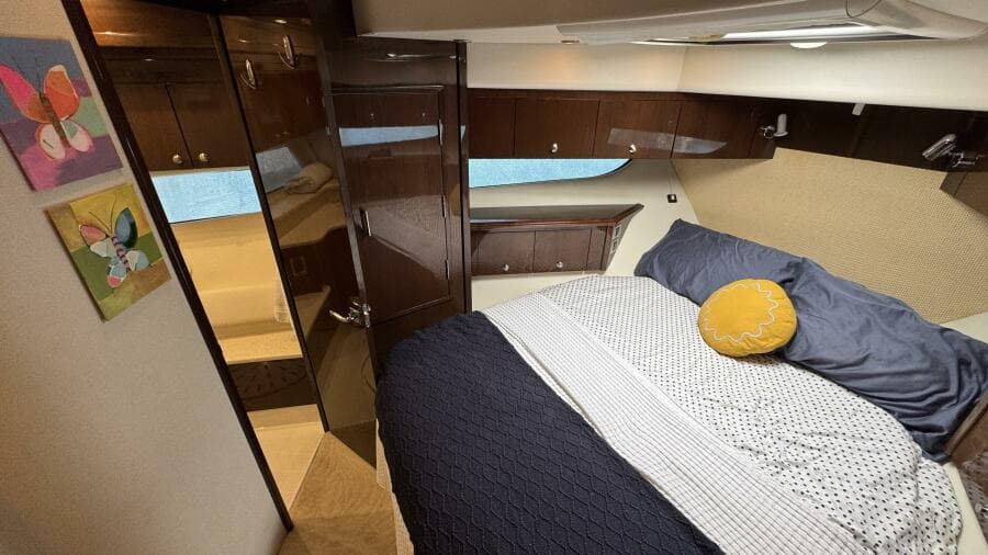 Forward VIP Centerline Queen