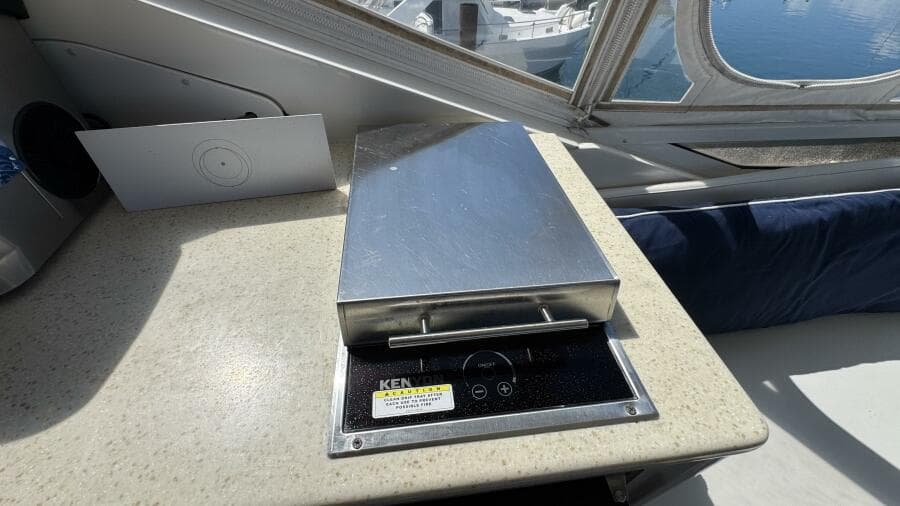 Flybridge Kitchenette