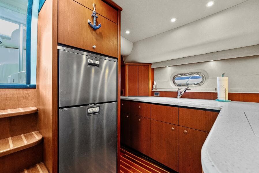 2007 Tiara Yachts 4300 Sovran - Galley