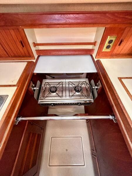 1999 Island Packet 320