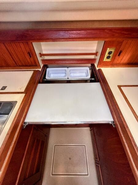 1999 Island Packet 320