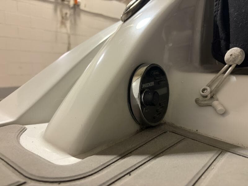 2019 Crownline 264 CR