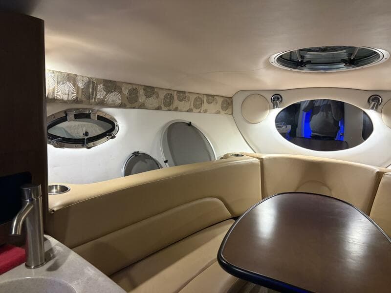 2019 Crownline 264 CR