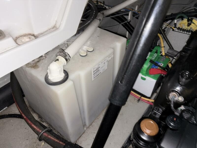 2019 Crownline 264 CR