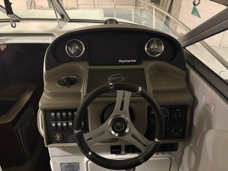 2019 Crownline 264 CR