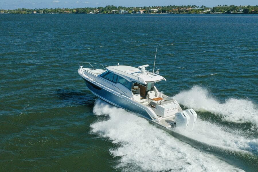 2025 Tiara Yachts 43 LE
