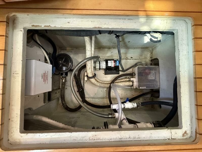 2007 Chris-Craft Roamer 40