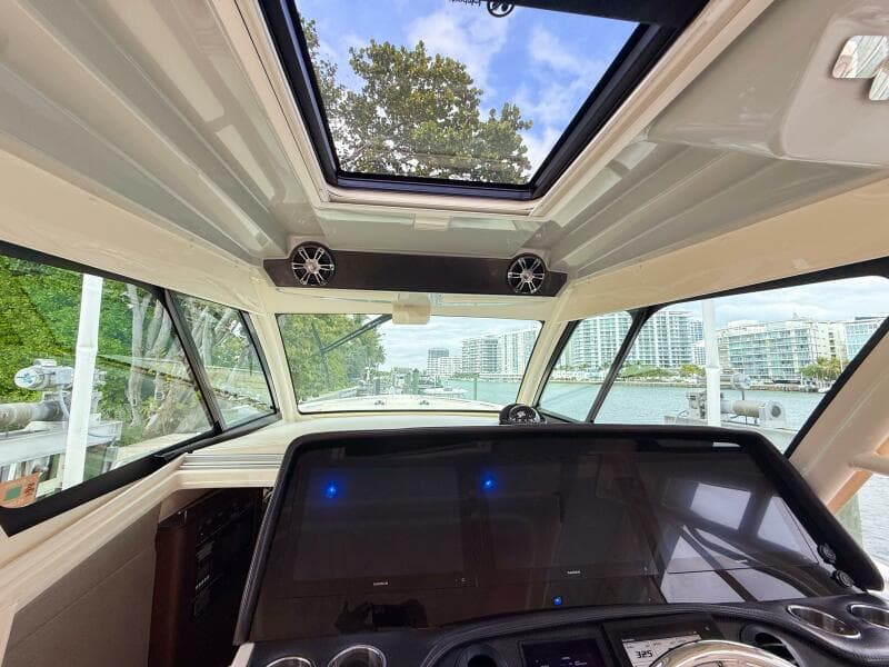 2022 Grady-White Canyon 456