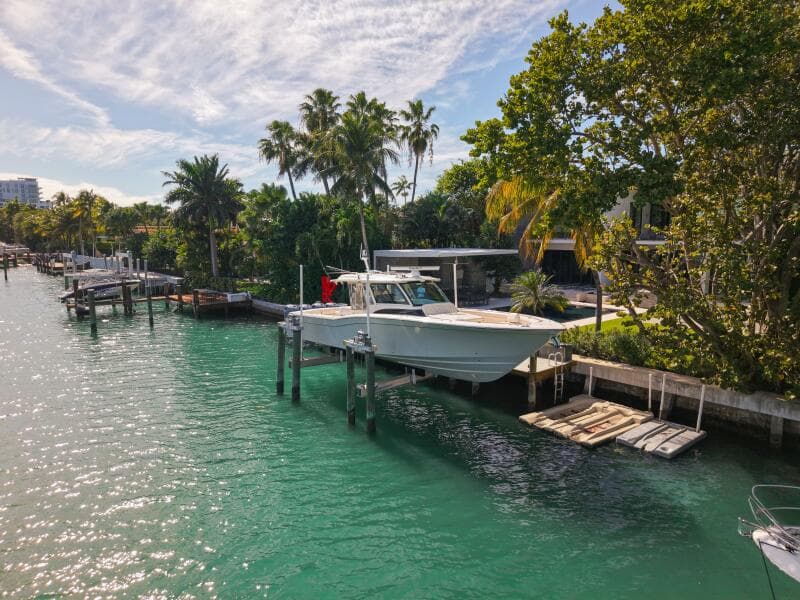 2022 Grady-White Canyon 456