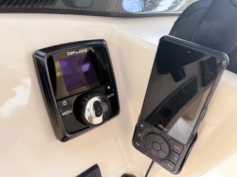 2022 Grady-White Canyon 456