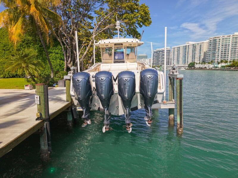 2022 Grady-White Canyon 456