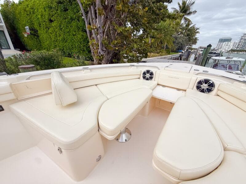 2022 Grady-White Canyon 456