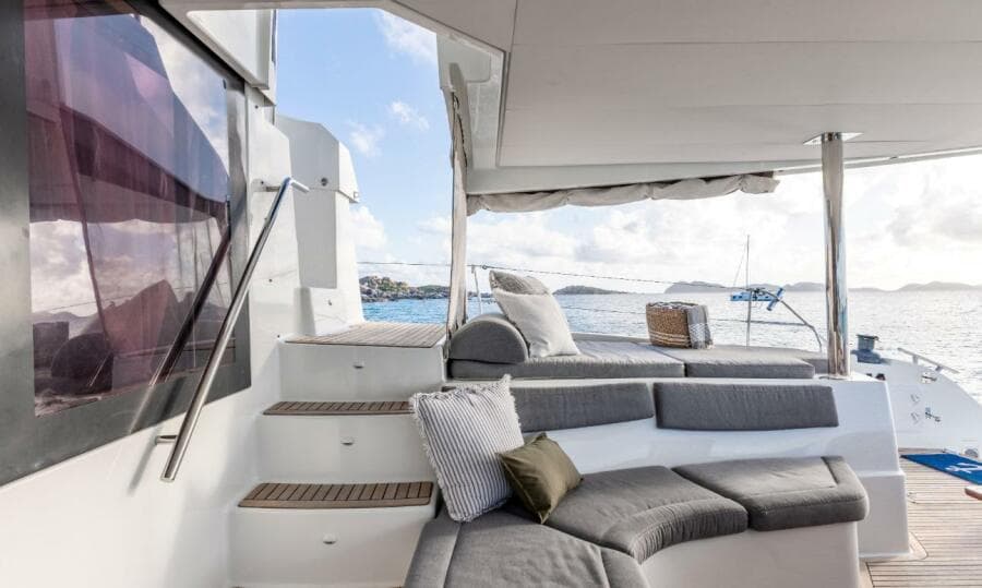2017 Fountaine Pajot Victoria 67