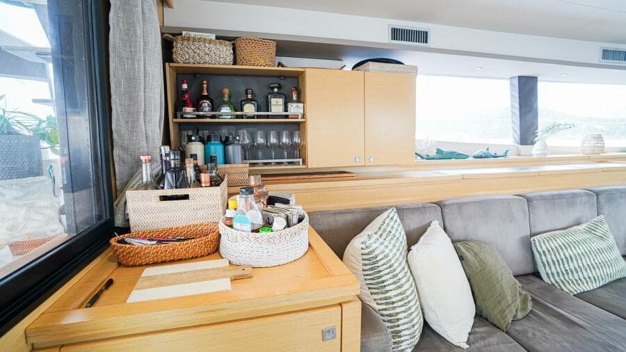 2017 Fountaine Pajot Victoria 67