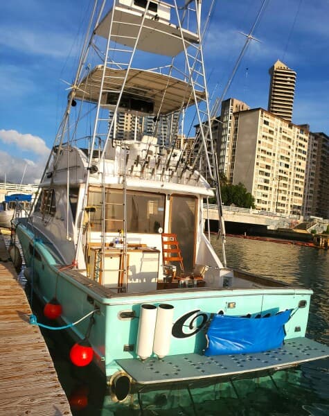 1986 Chris-Craft 422 COMMANDER