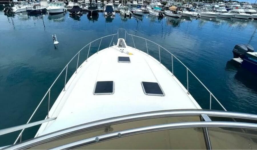 1986 Chris-Craft 422 COMMANDER
