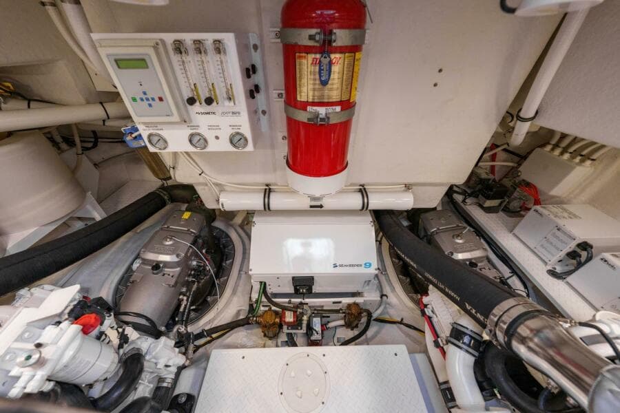 2019 Cruisers Yachts 60 Cantius- AFTER FIVE