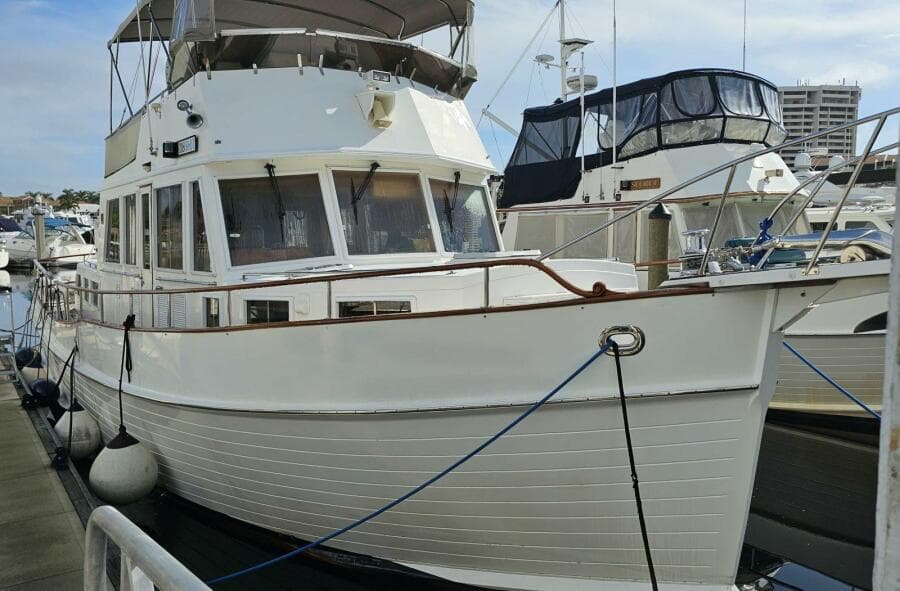 1997 Grand Banks 49 Classic
