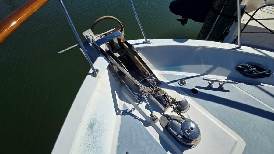 1987 DeFever 48 Tri Cabin