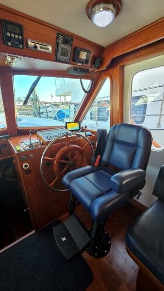 1987 DeFever 48 Tri Cabin