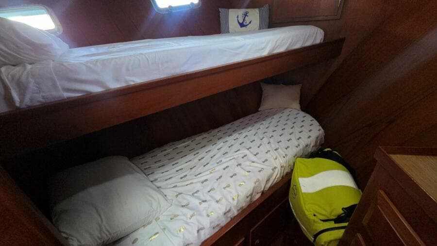 1987 DeFever 48 Tri Cabin