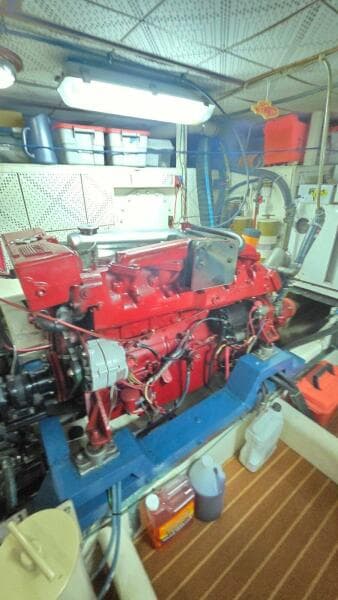 1987 DeFever 48 Tri Cabin