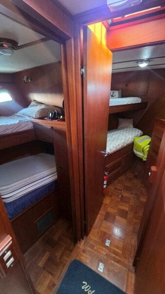 1987 DeFever 48 Tri Cabin