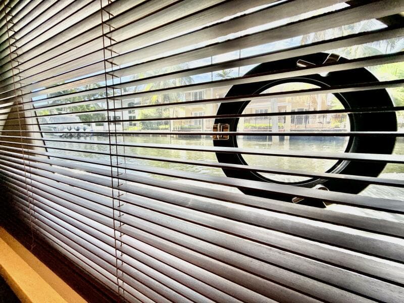 Princess 58 - IL CAPO - Window Treatments