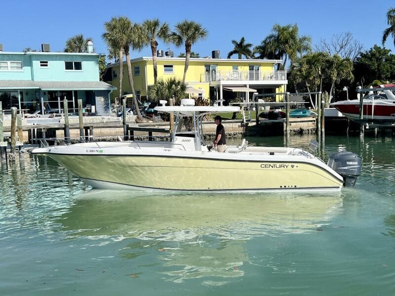 2005 Century 3200 Center Console