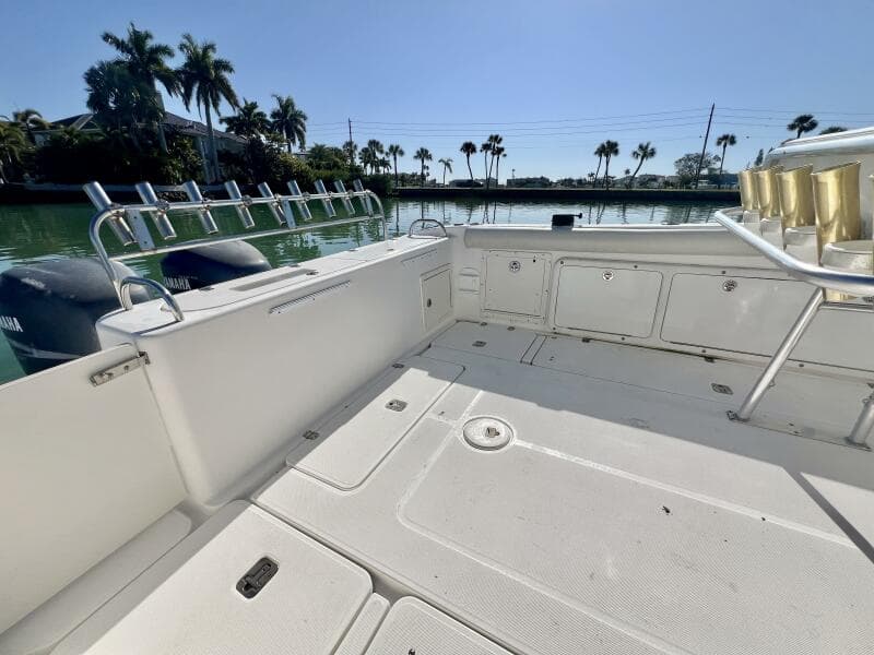 2005 Century 3200 Center Console