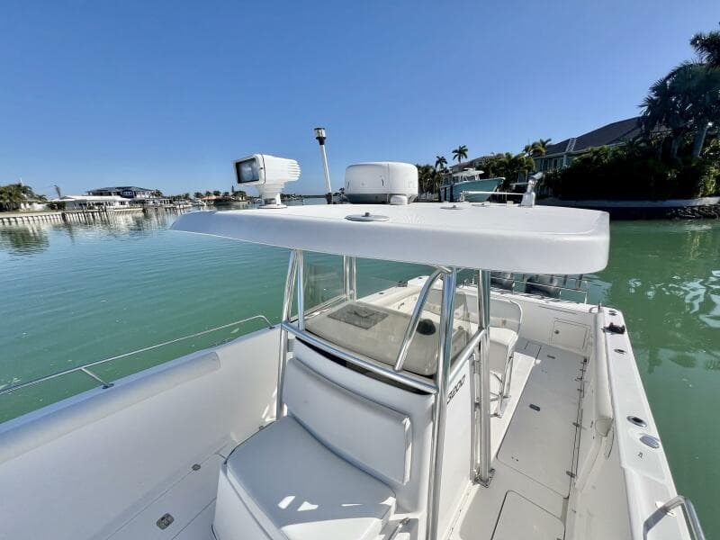 2005 Century 3200 Center Console