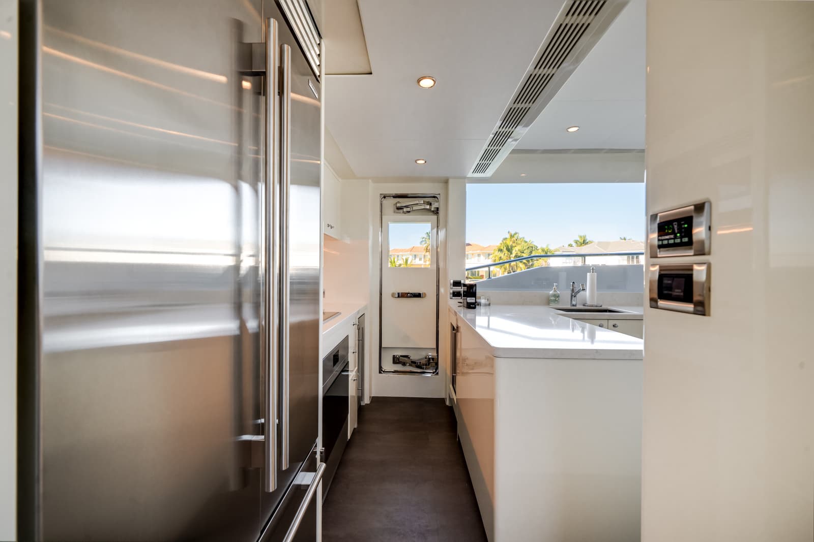 2025 Ocean Alexander 28L