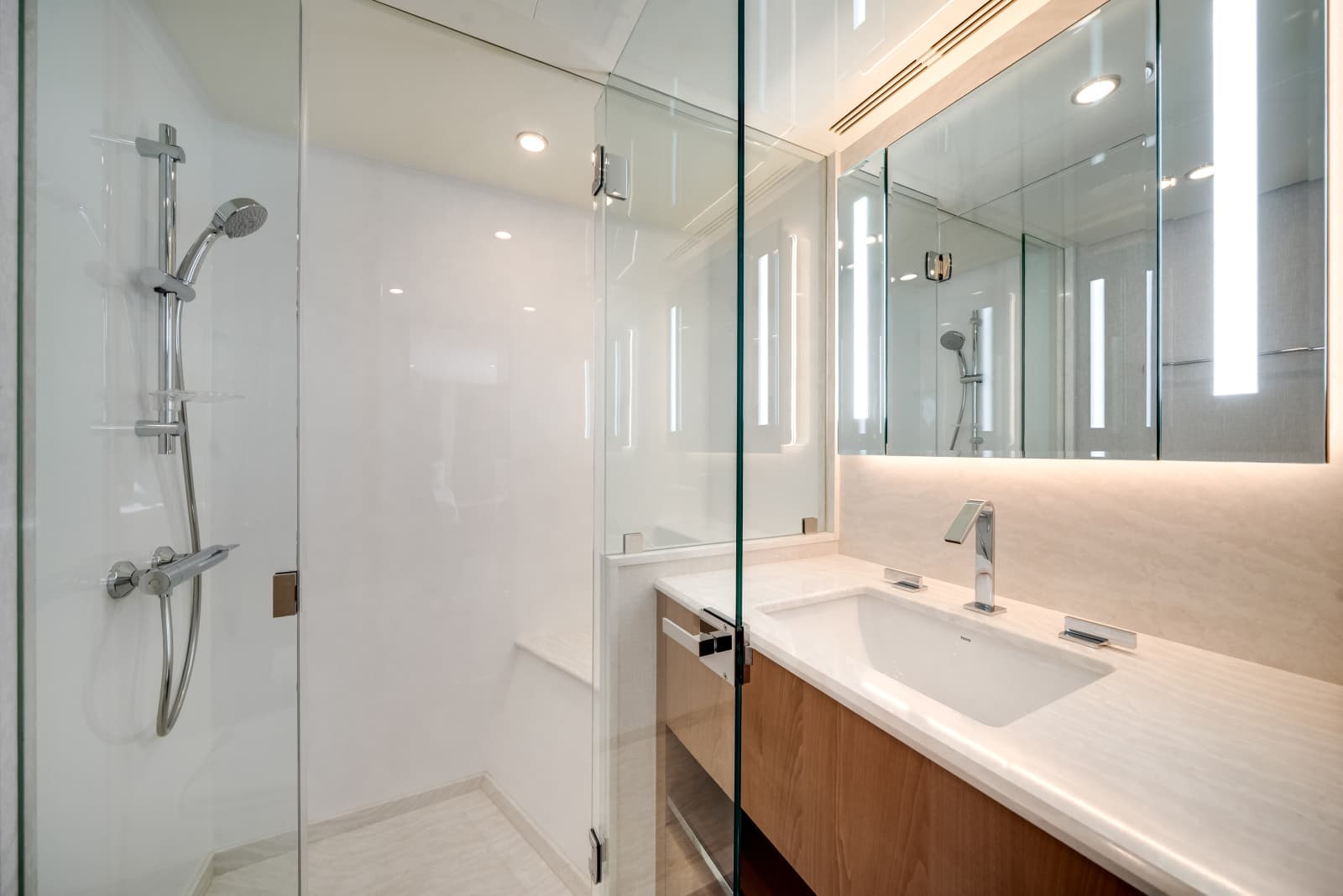 2025 Ocean Alexander 28L