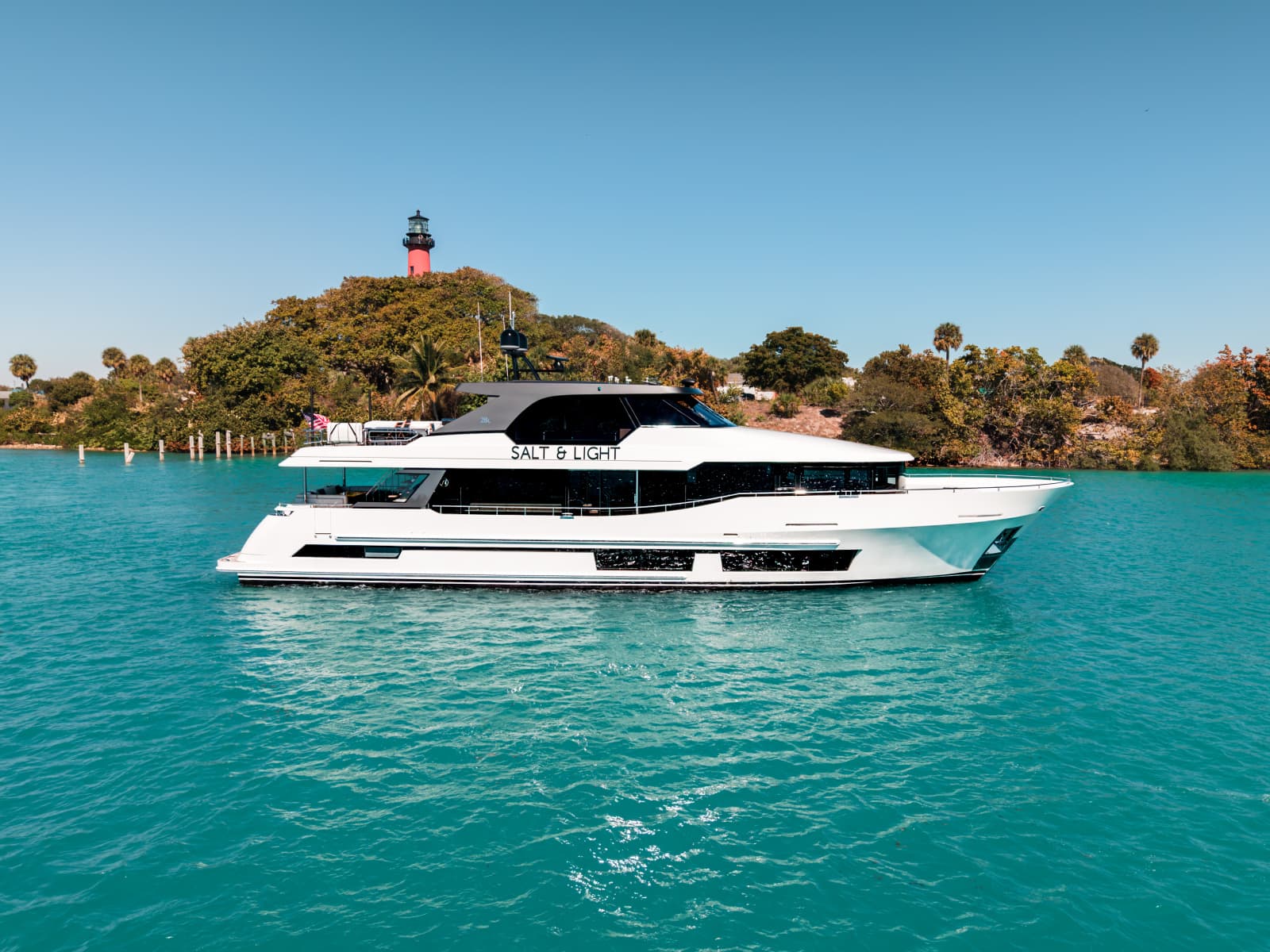 2025 Ocean Alexander 28L - Photo 1