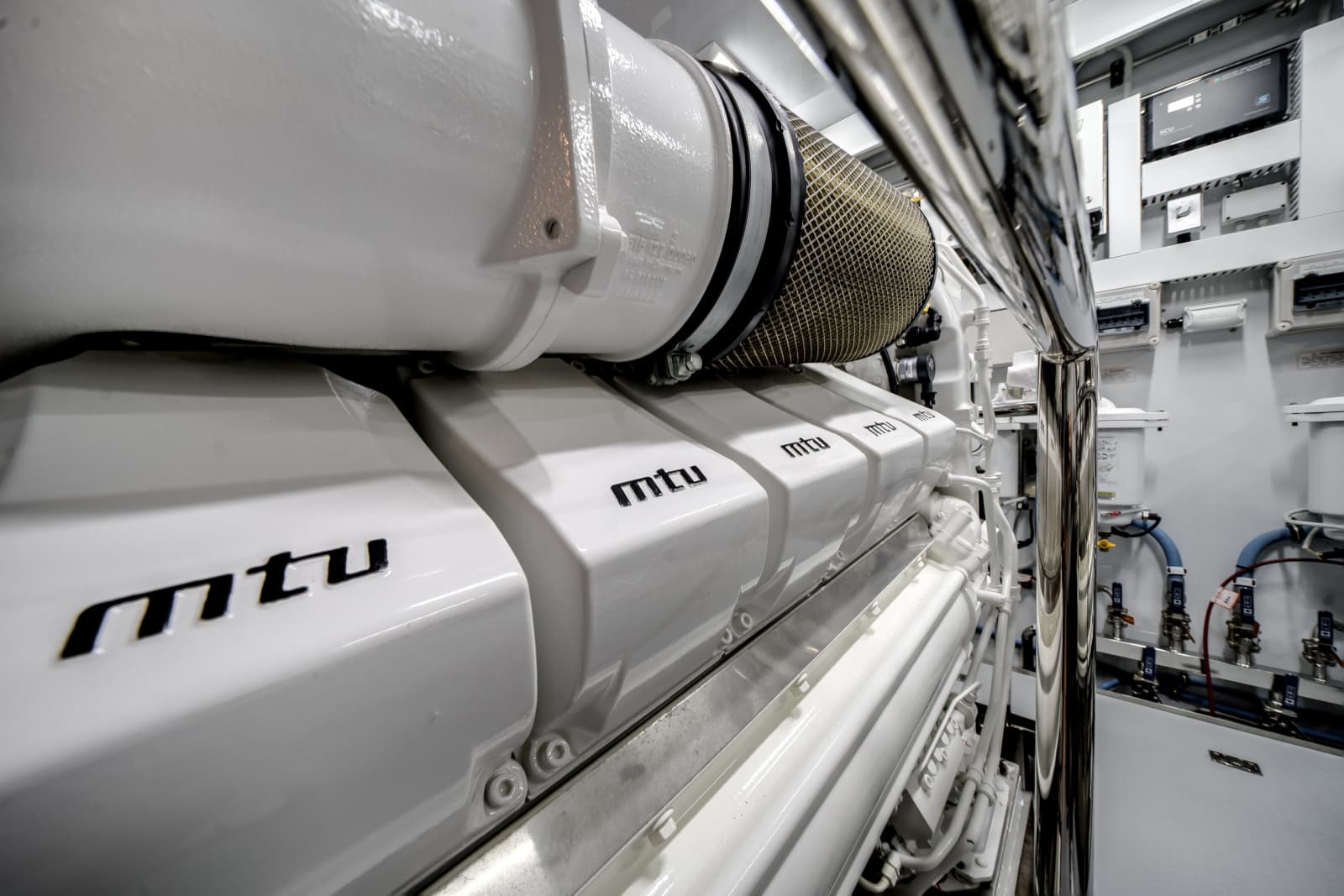 2025 Ocean Alexander 28L