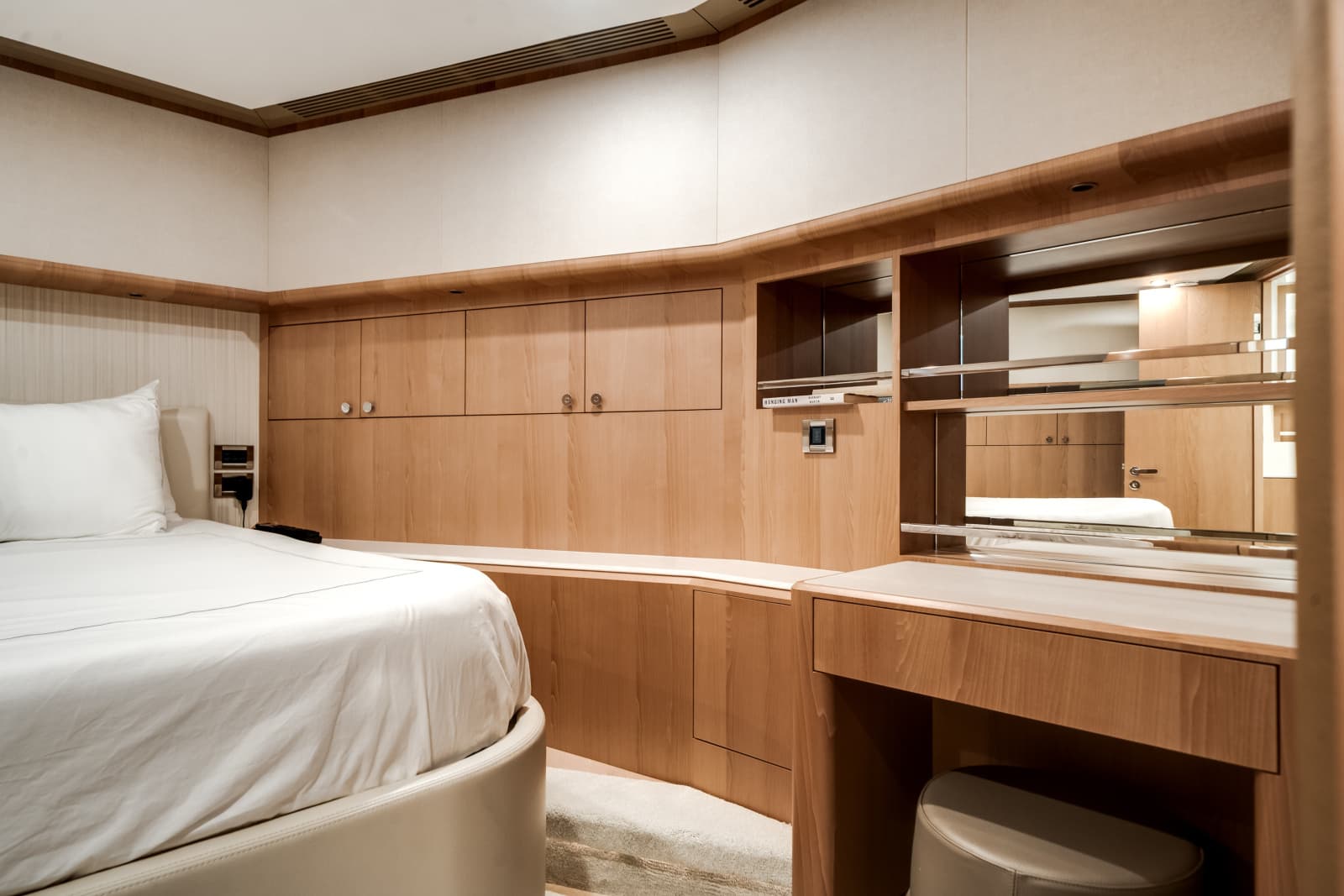 2025 Ocean Alexander 28L