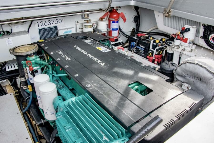 2016 Hodgdon Yachts Venetian Limo