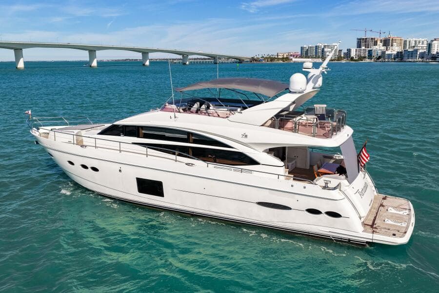 2014 Princess Y72