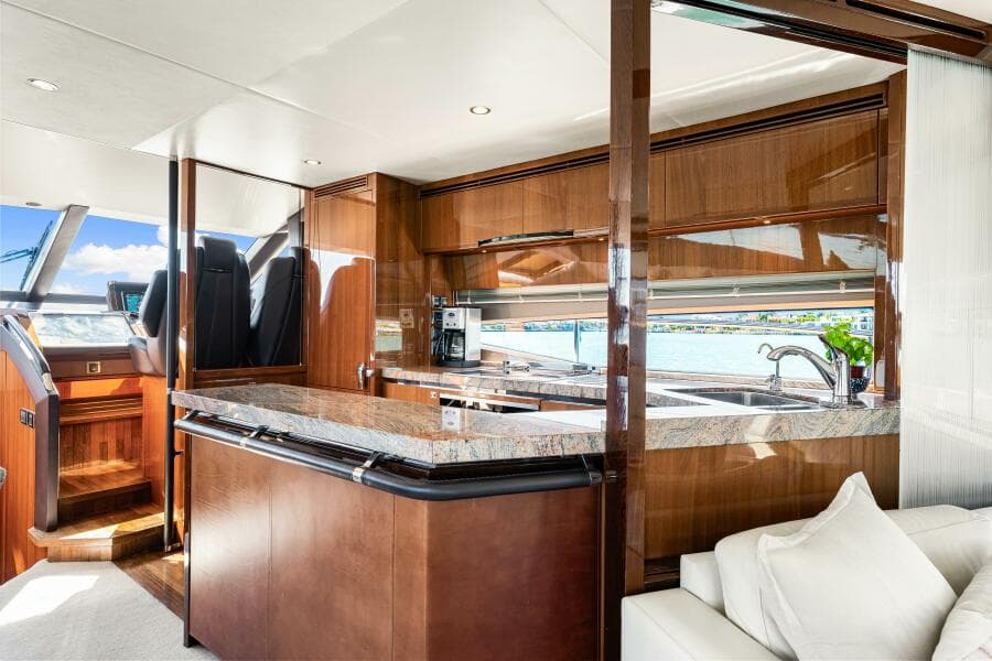 2014 Princess Y72