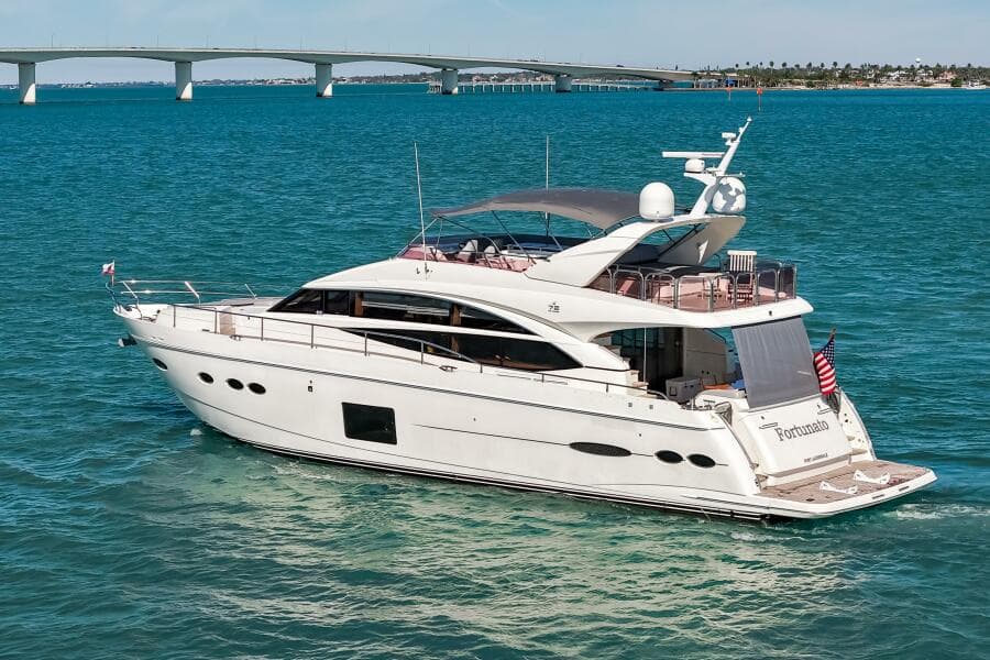2014 Princess Y72