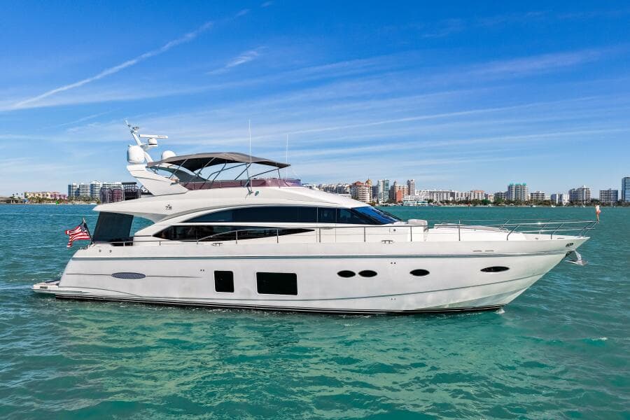 2014 Princess Y72
