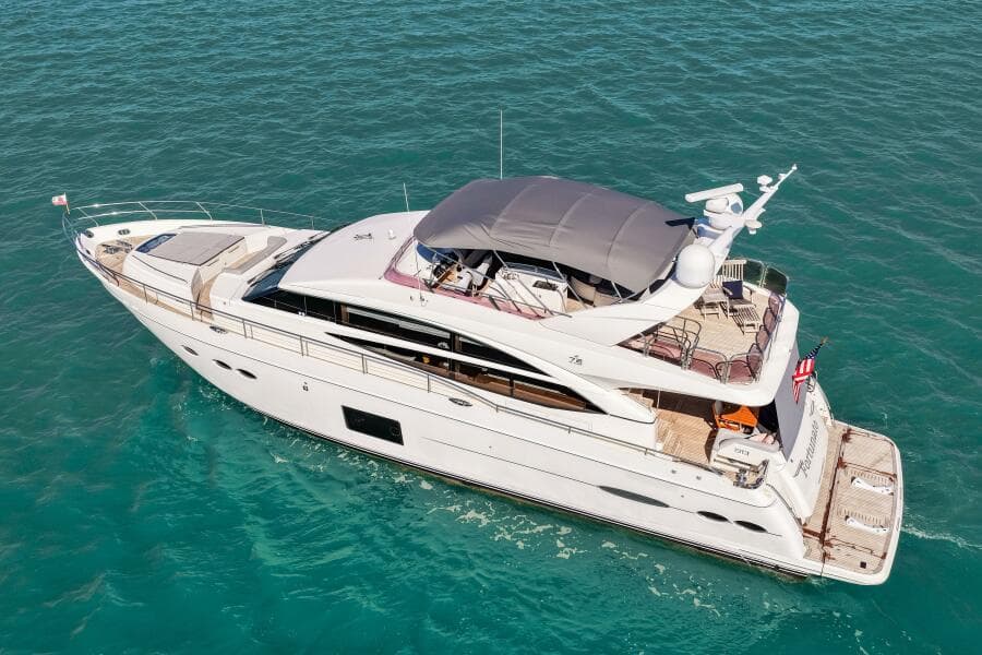2014 Princess Y72